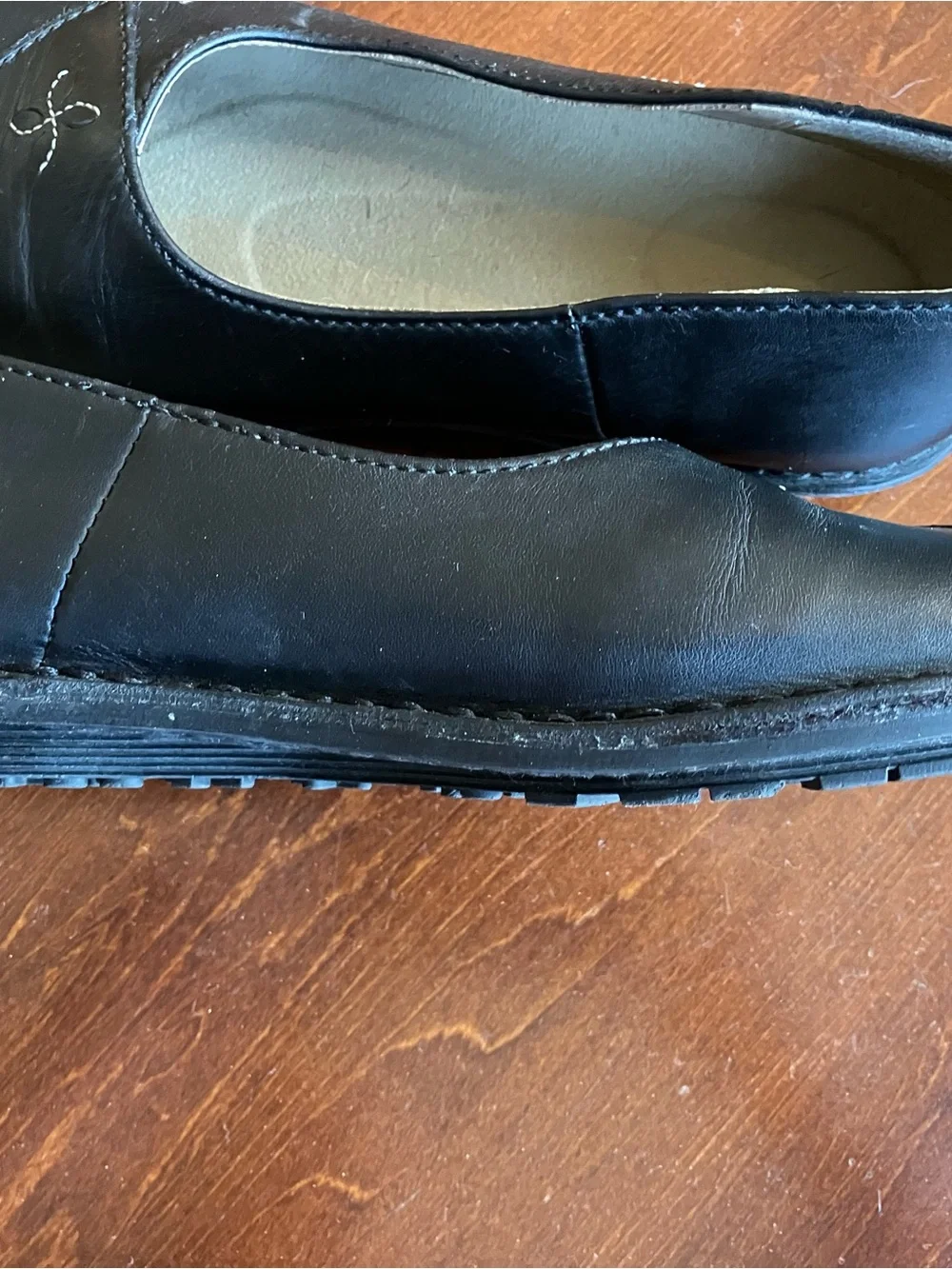 Dr. Martens Black Leather Ballet Flats with Stitch Detail- size 7